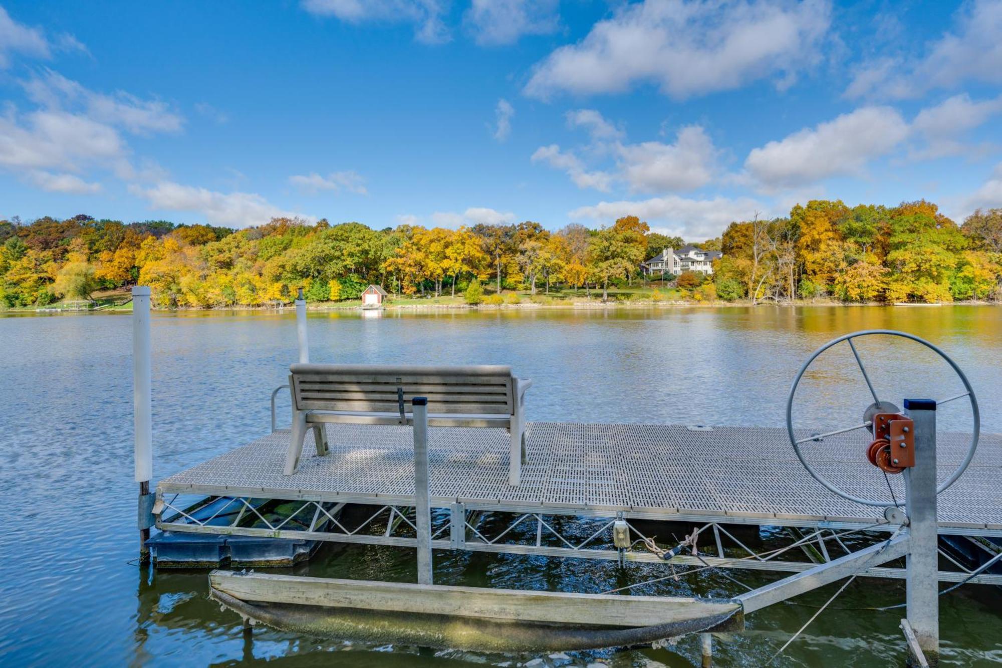 Rock River Retreat With Dock And Seasonal Pool! Edgerton Extérieur photo